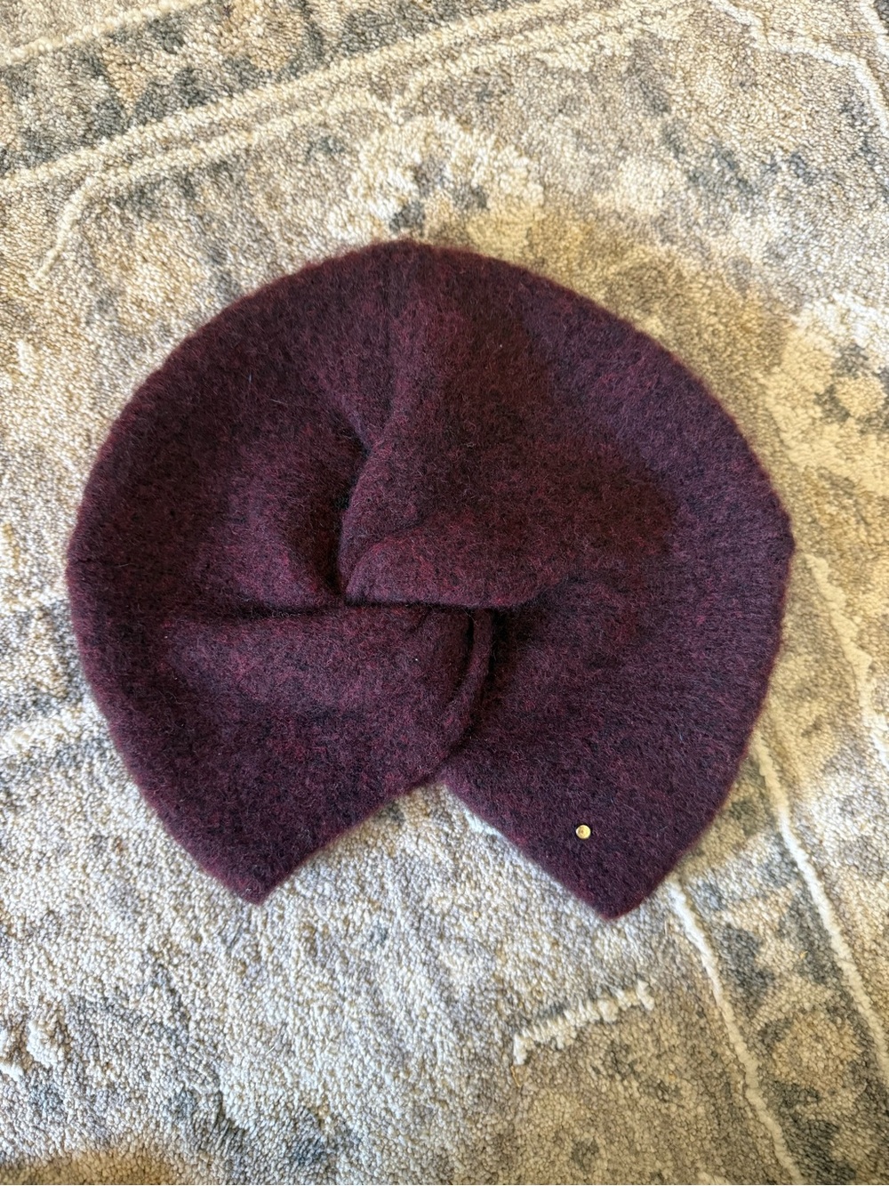 Cuyana twist beanie